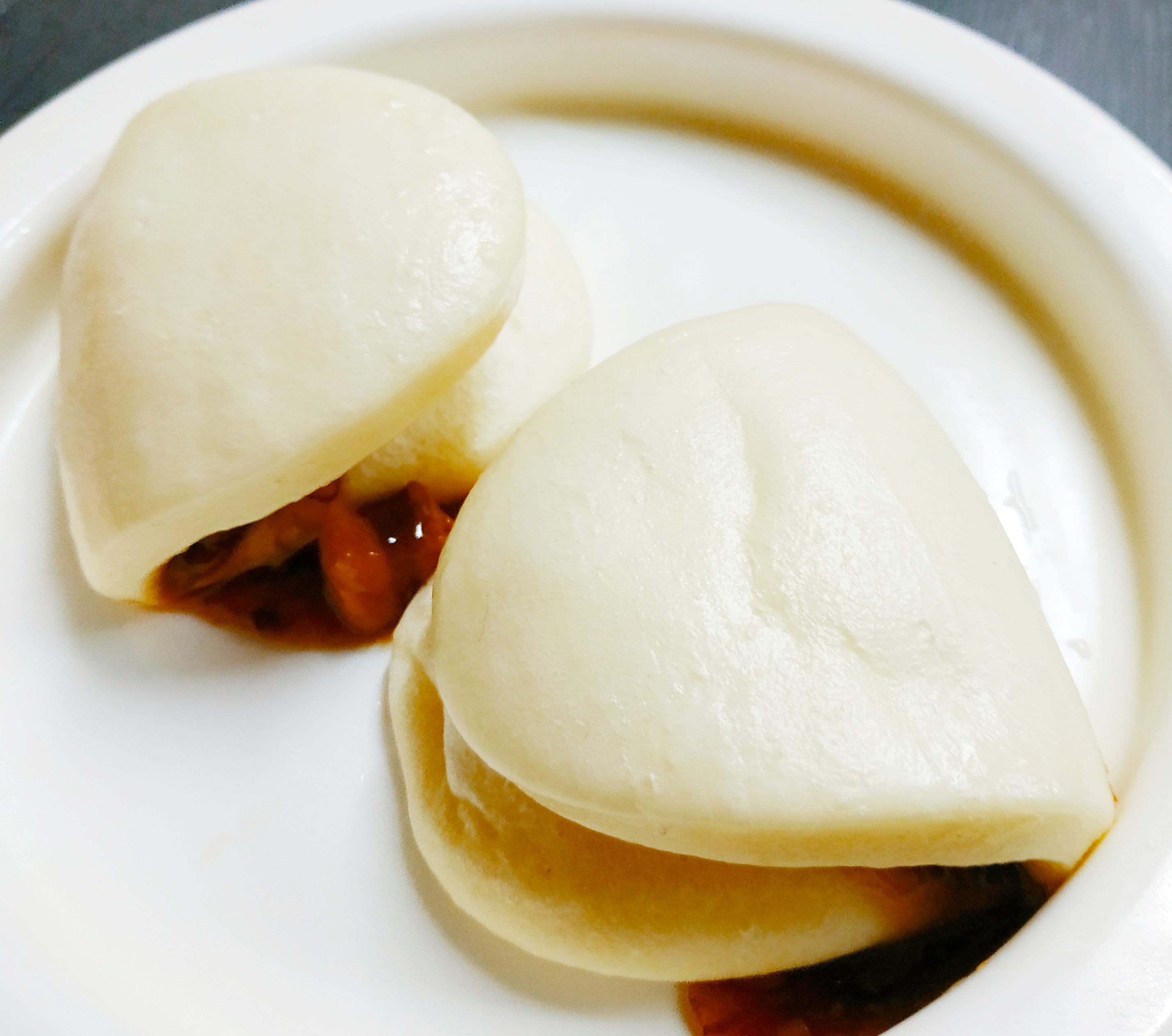 台湾小籠包 角煮割り蒸しパン(2個)