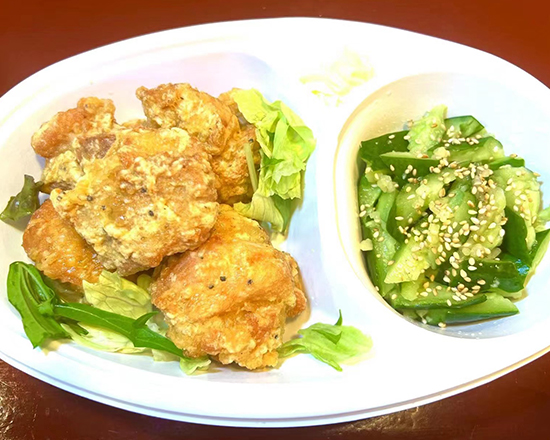 餃子酒場 若鶏の唐揚と胡瓜たたき