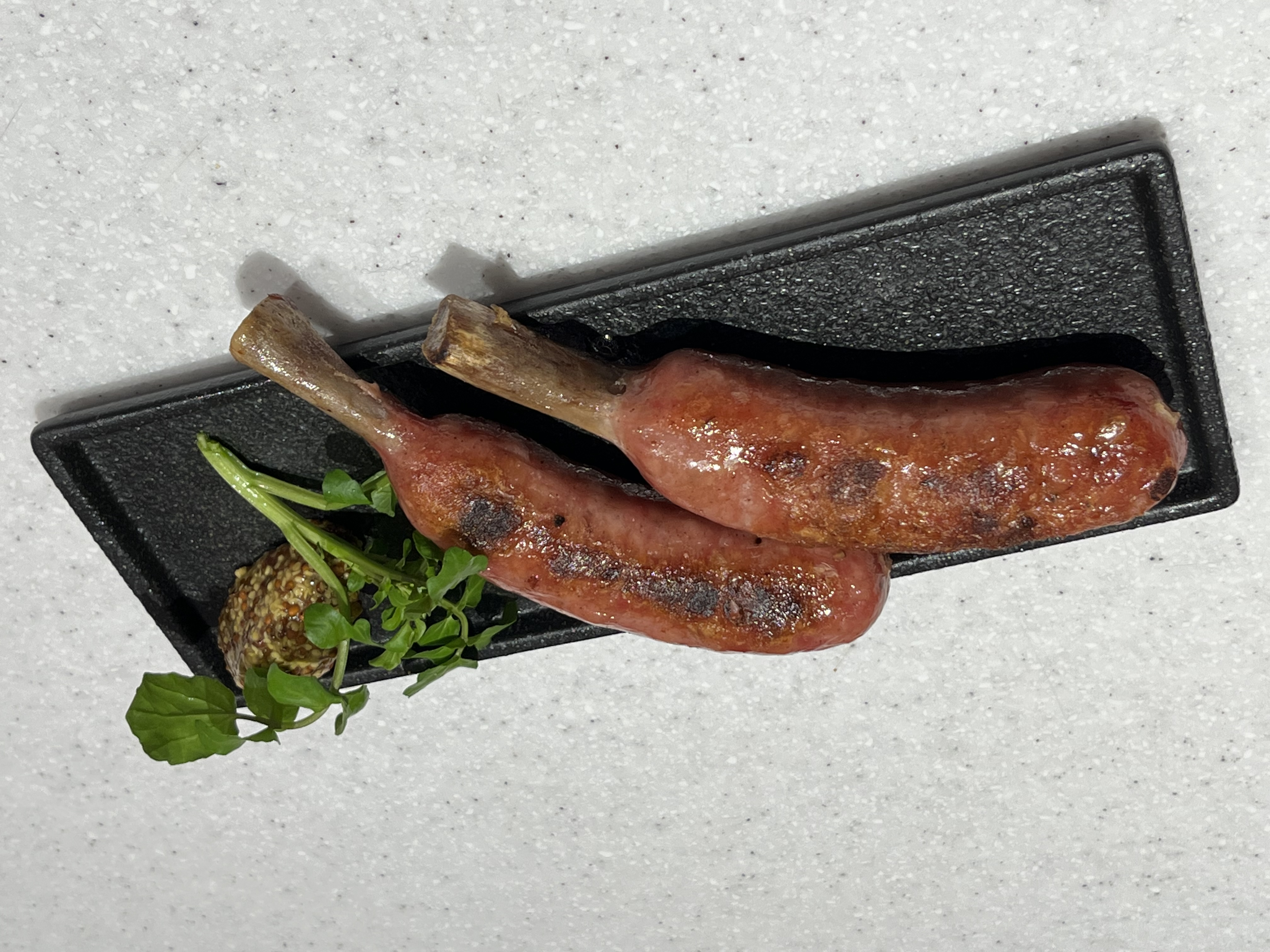 俺のイタリアン 北海道産豚の骨付きサルシッチャ(2本)