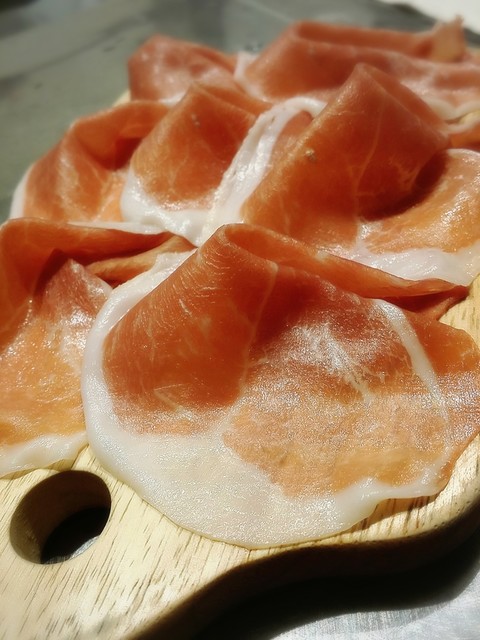俺のイタリアン 生ハムの盛り合わせ