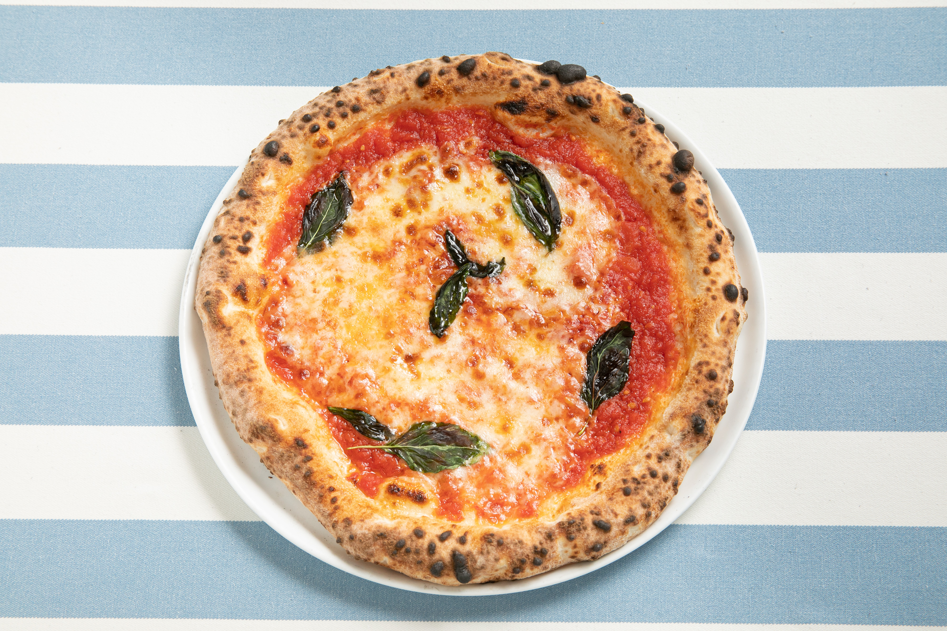 ピッツェリア マルデナポリ マルゲリータ