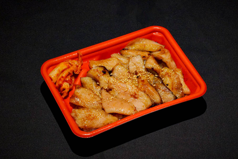 焼肉万里 トントロ弁当