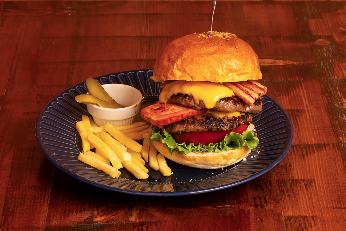 ダブルベーコンチーズバーガー Double Bacon Cheeseburger