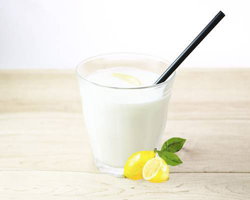 カレー食堂 心 レモンラッシー