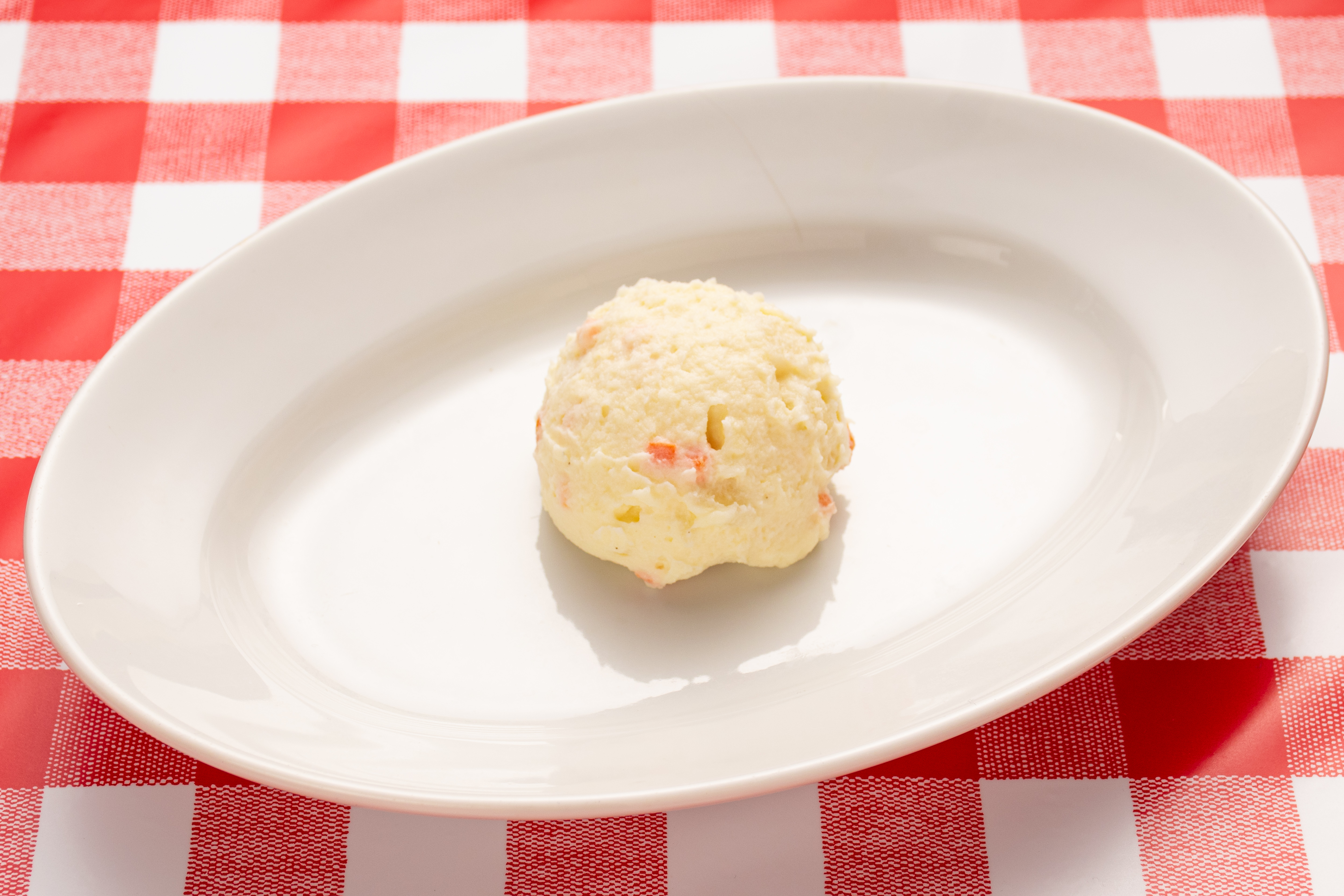 スパゲッティのパンチョ ポテトサラダ