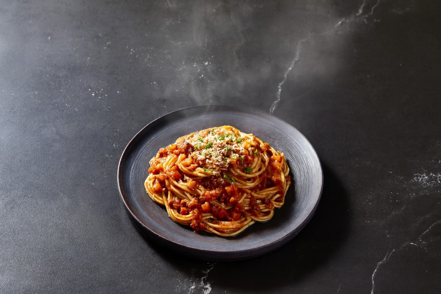 (大盛)完熟トマトと香味野菜のまぜボロネーゼ Bolognese made with ripe tomatoes and aromatic vegetables