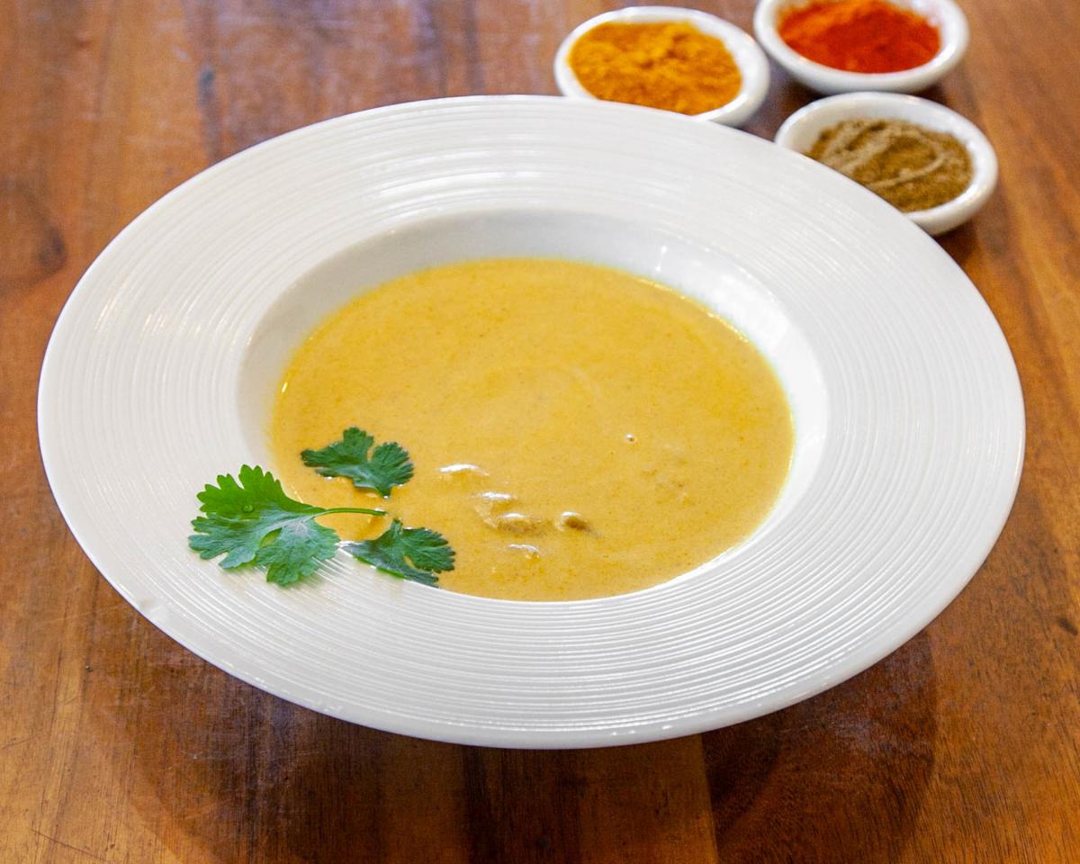 ポークココナッツカレー PORK COCONUT CURRY