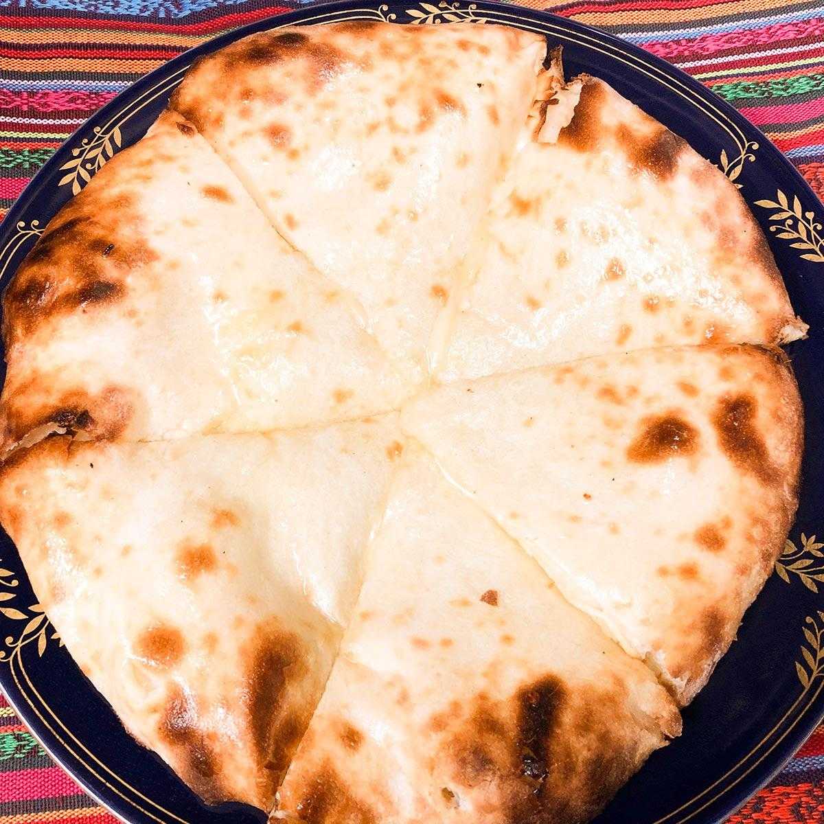 スバカマナ チーズナン(Cheese nan)