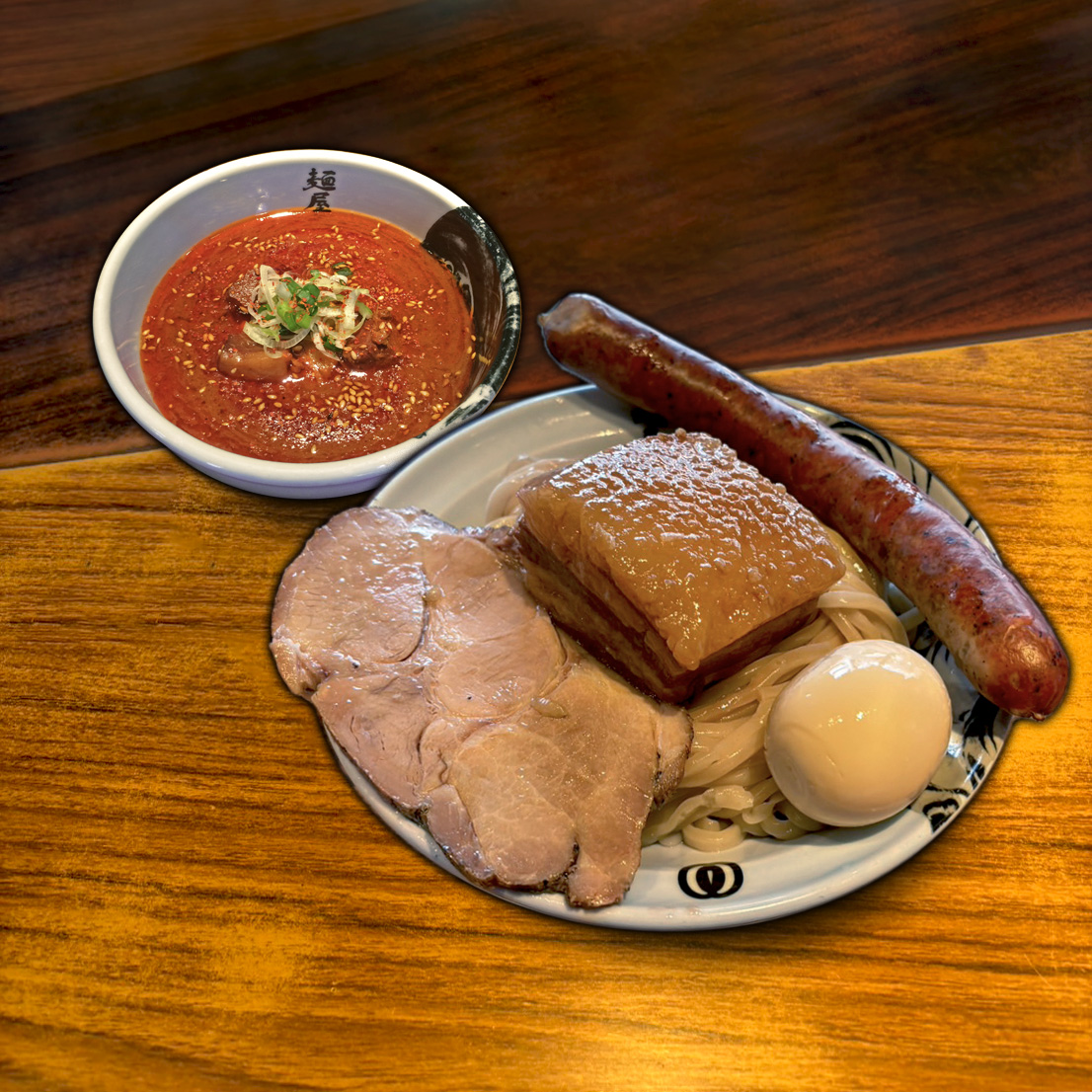 麺屋武蔵 辛肉盛り濃厚虎洞つけ麺