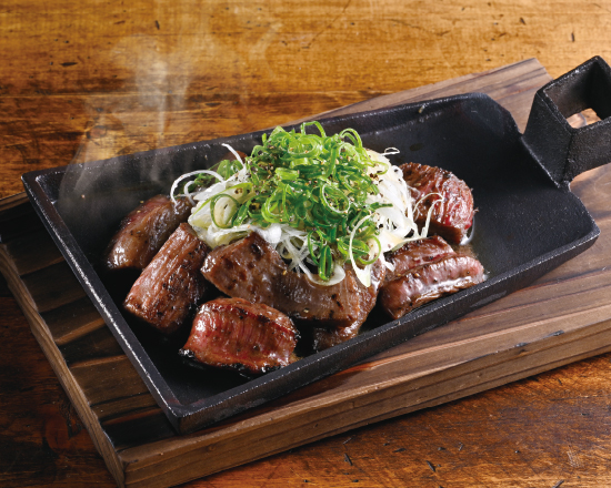 山内農場 牛タン炭火焼 葱塩ごま油