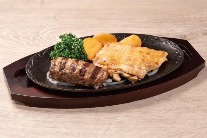 デニーズ 【D3】BEEFハンバーグ＆米どりのグリル～選べるソース