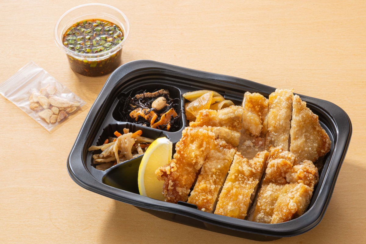 大戸屋 生ニラだれの油淋鶏単品