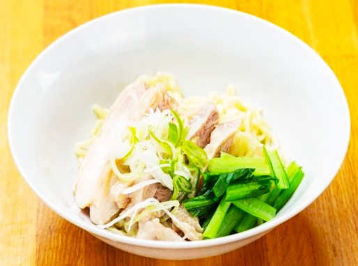 台湾小籠包 葱油鶏拌麵