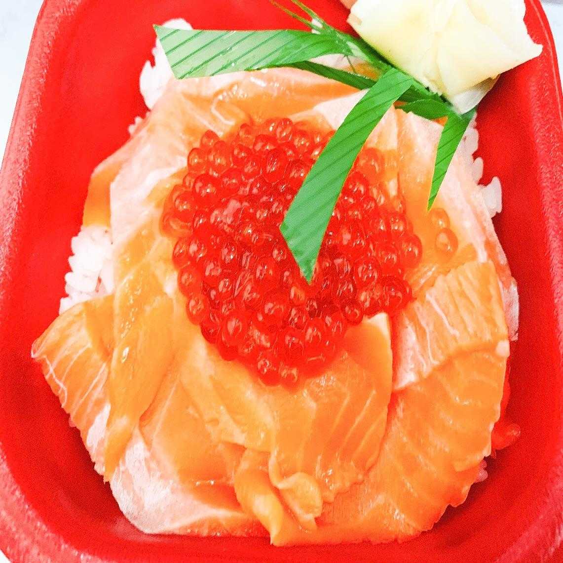 大漁丼家 サーモンいくら丼