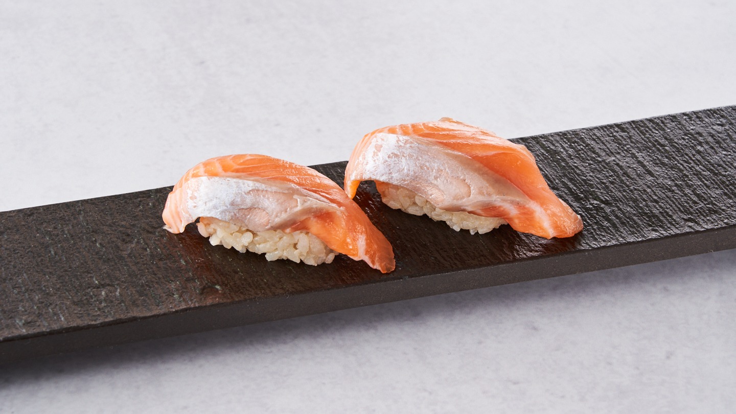 サーモン好きに贈る丼 千壽サーモン 生サーモン2貫