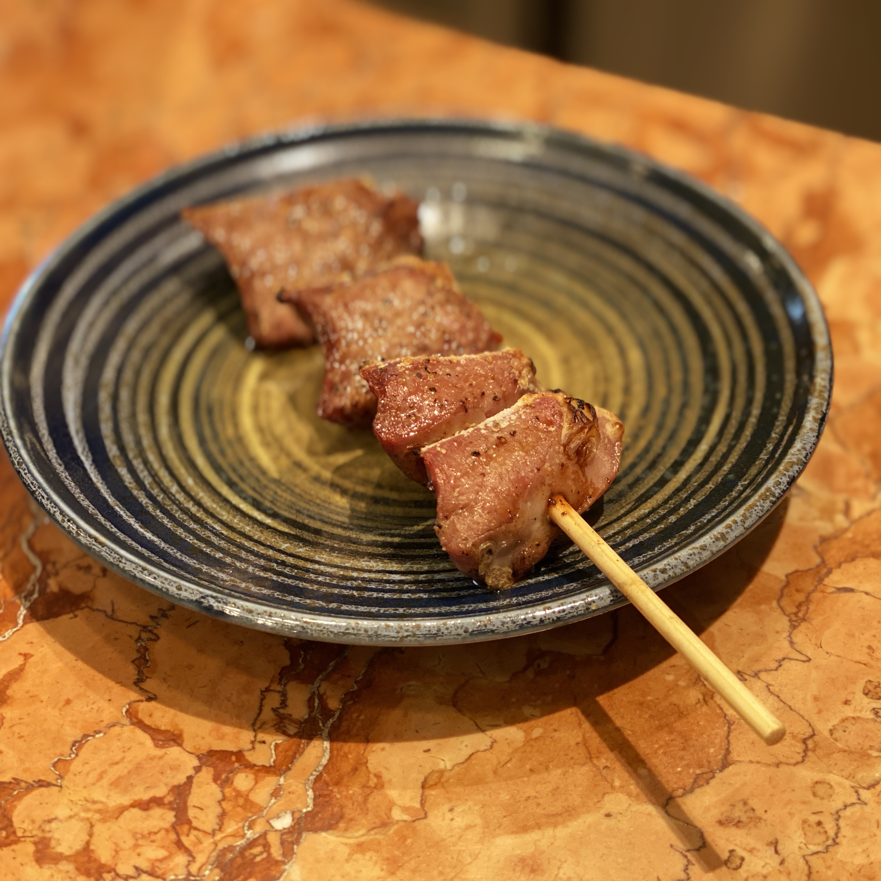 やきとん ひなた たん(1本)