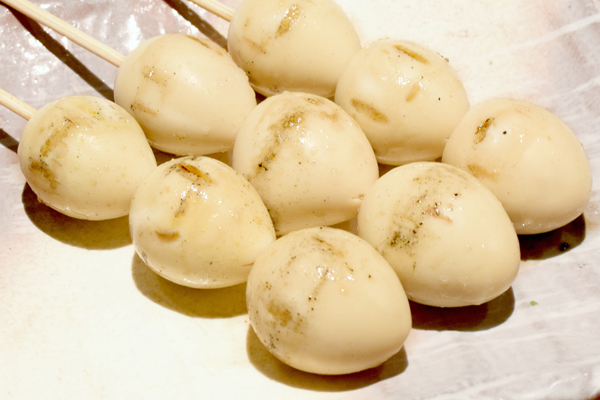 てけてけ人気No.3 うずらの卵串塩 1本