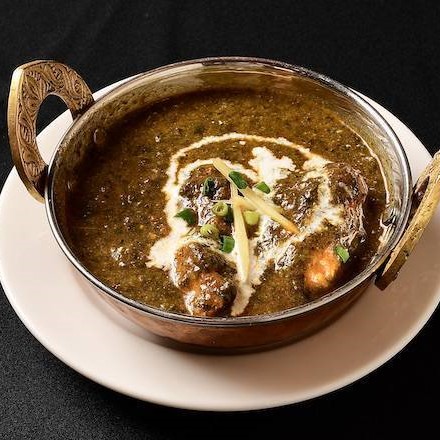ほうれん草チキンカレー (HORENSHO CHICKEN CURRY)