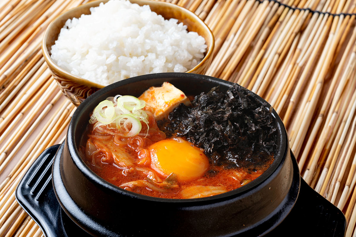 韓国カルビ丼とスンドゥブ 洞山 岩海苔スンドゥブ～ごはん付き～