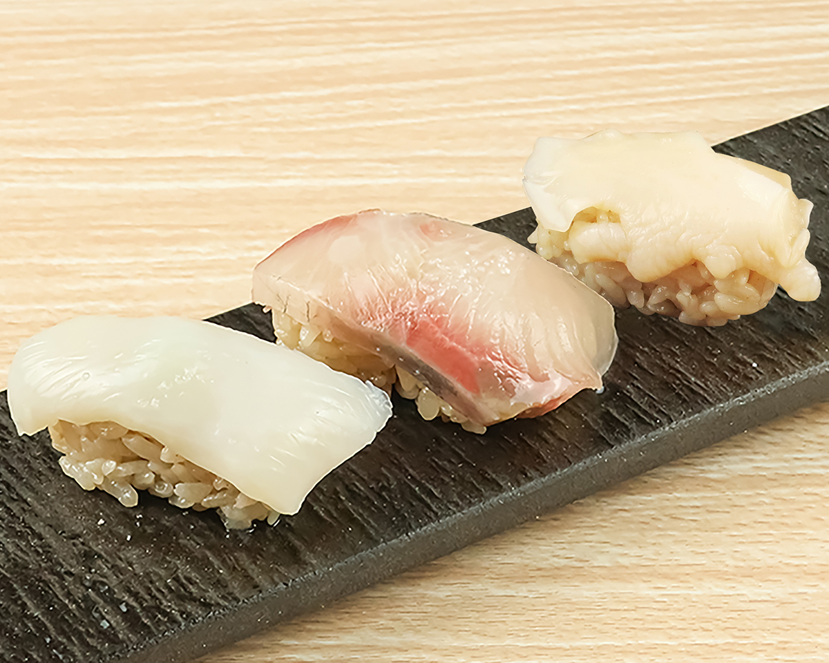 鮨・酒・肴 杉玉 欲張り、塩レモン。