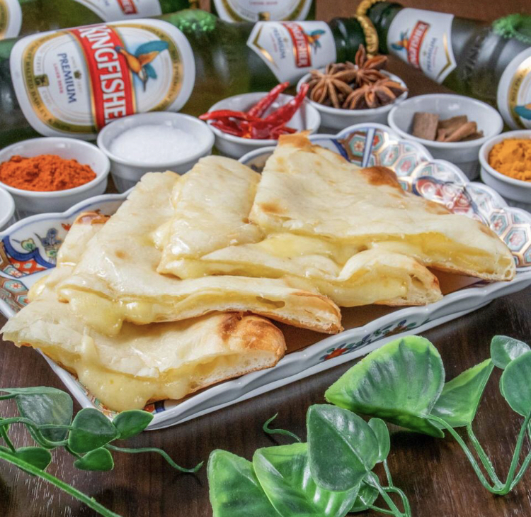 ナマステ ガネーシャマハル チーズナン