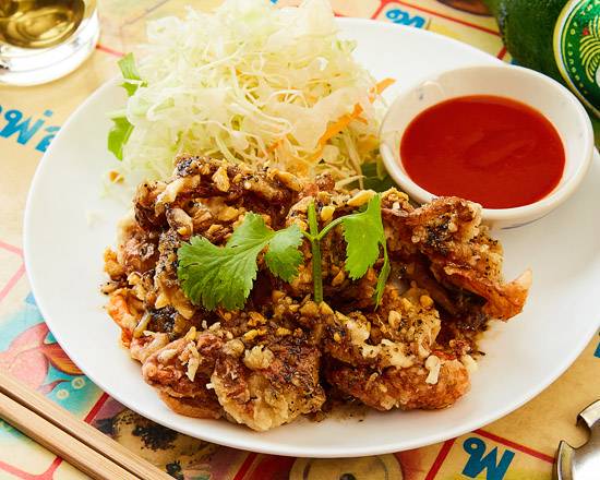 バンコックポニー食堂 ソフトシェルクラブのガーリックソース炒め Soft-Shelled Crab Stir-Fried with Garlic Sauce