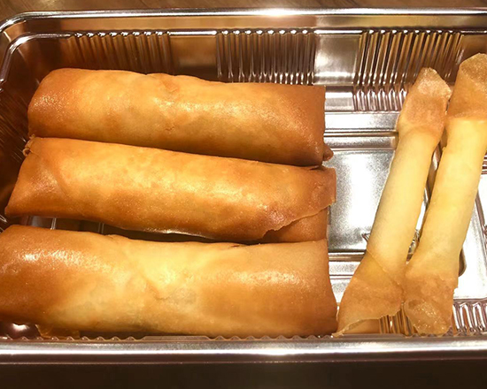 餃子酒場 点心2種(春巻き、チーズ包み揚げ)