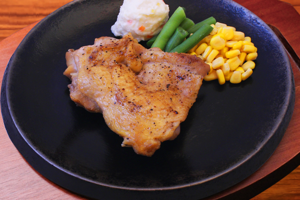 鉄板王国 チキンステーキ Chicken Steak