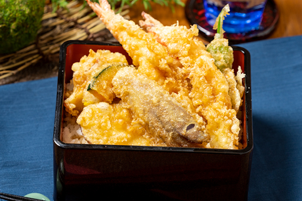 山下本気うどん 大本気天重 Super Serious Tempura Over Rice