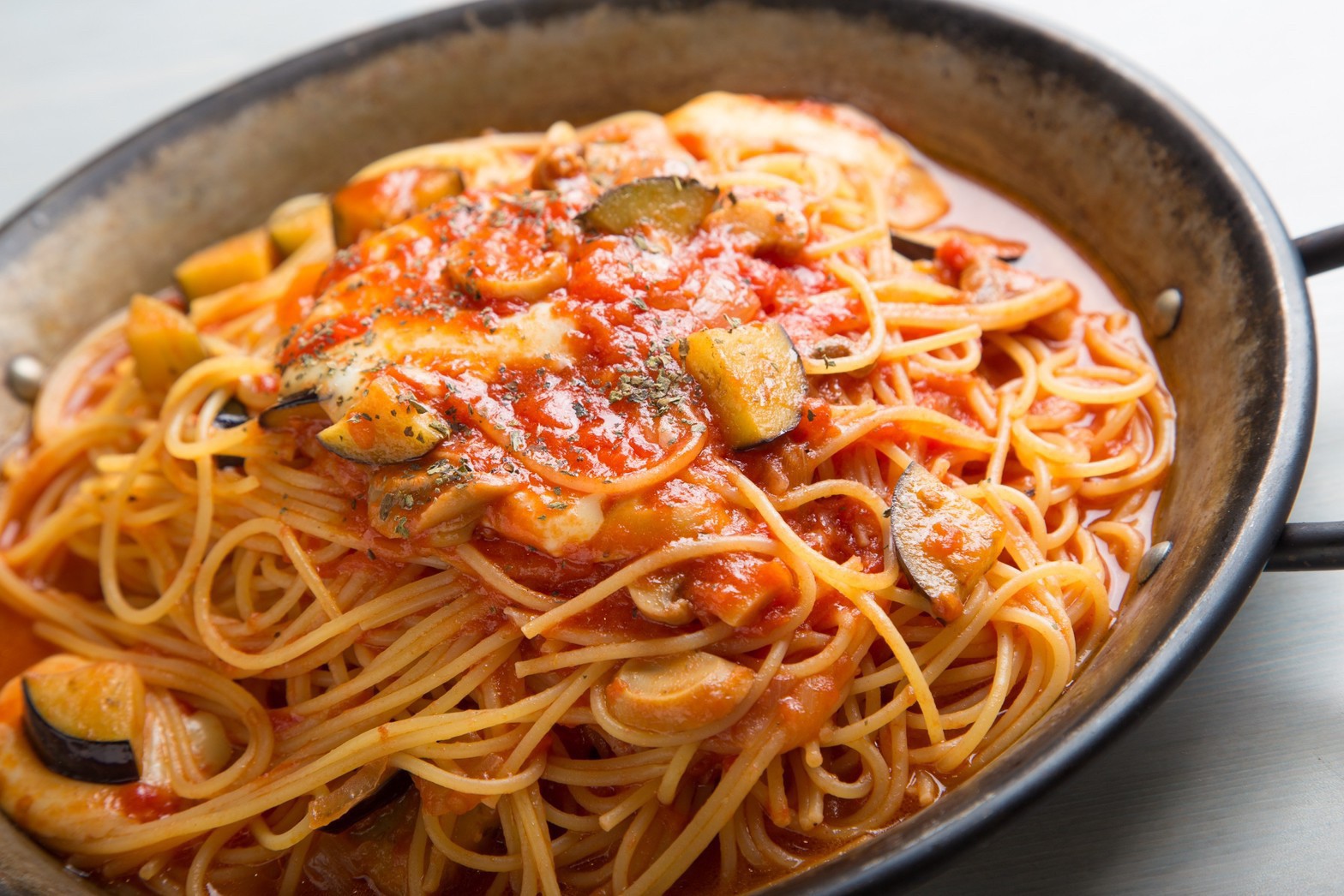 ココイロカフェ 茄子のとろーりチーズ【トマトソース】