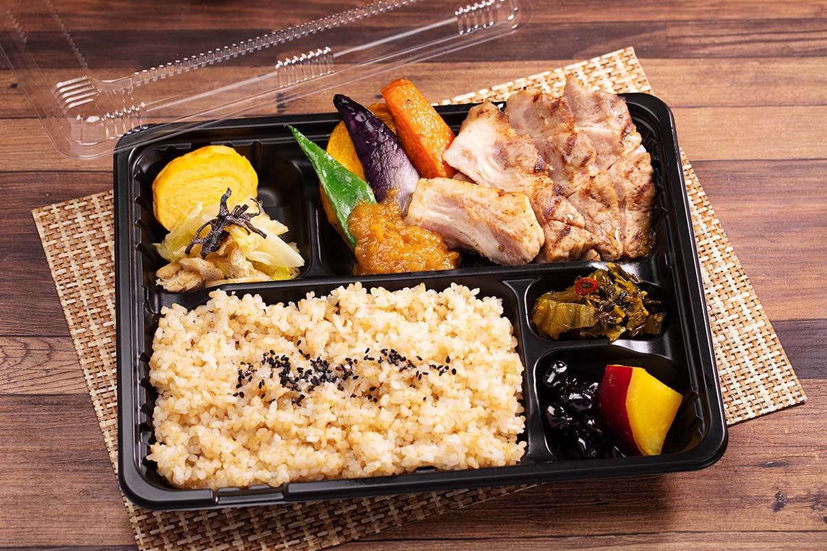 あえん 桜山豚の網焼き 麦味噌ソース弁当