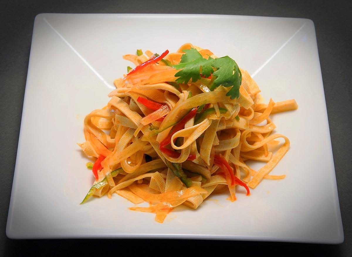 永利 干し豆腐と長ネギの辛味冷菜