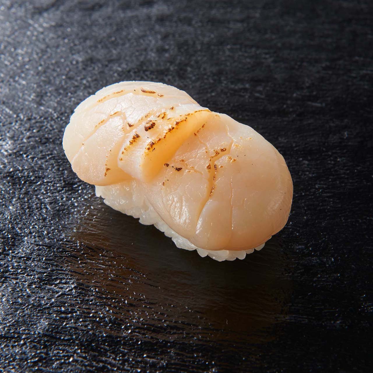 小僧寿し 単品 炙りほたて