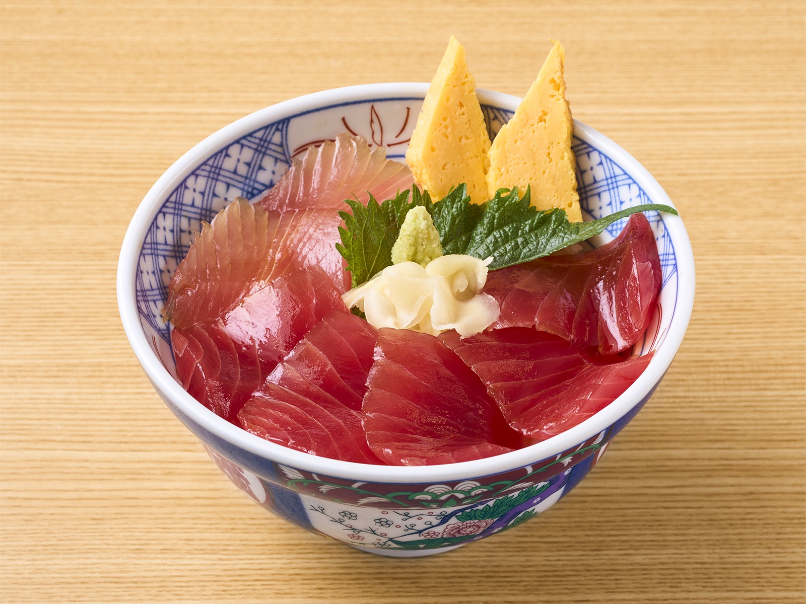 磯丸水産人気No.2 まぐろ漬け丼