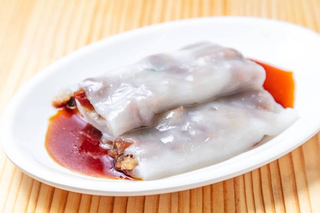 香港飲茶 111. 甘辛チャーシューのふんわりチョンファン(ライスクレープ)