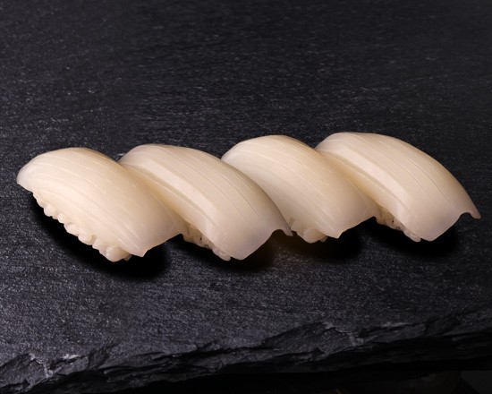 ちよだ鮨 いか(4貫)