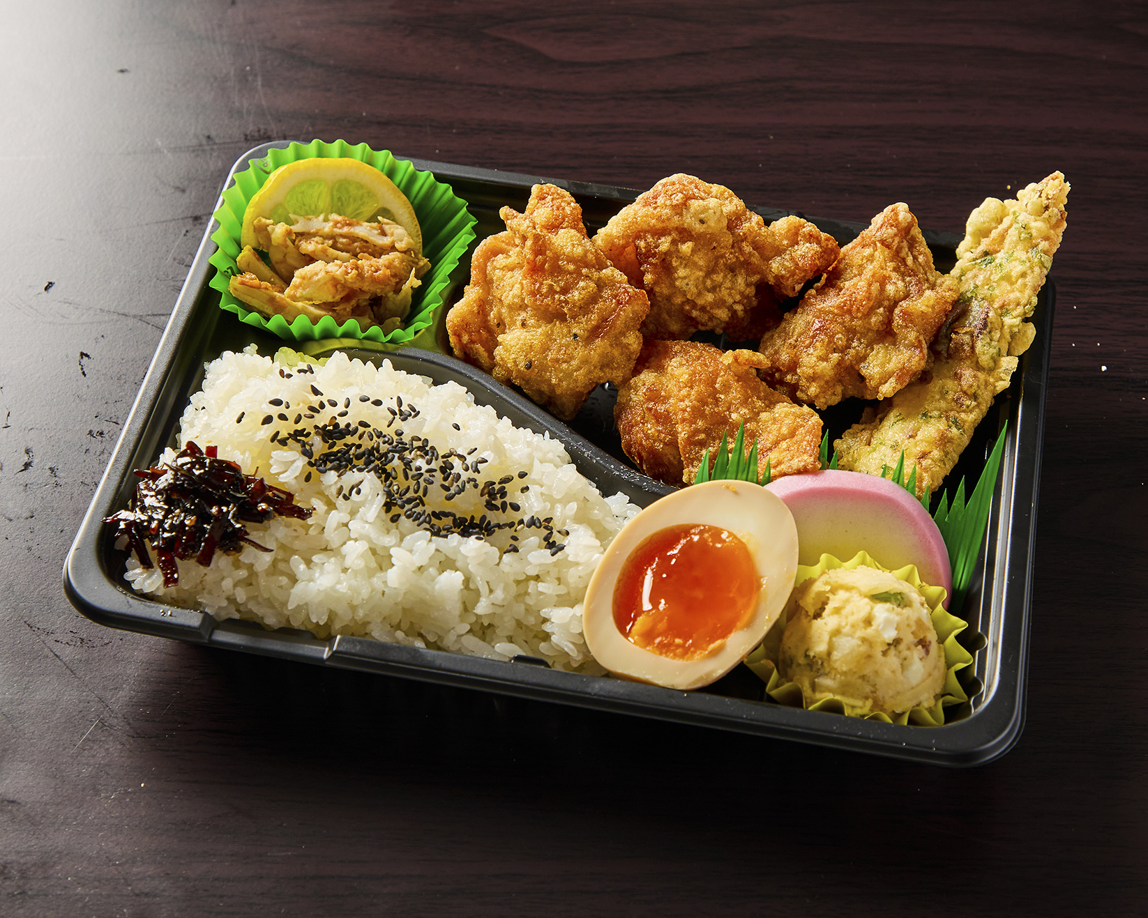 なるとキッチン にんにくももザンギ弁当