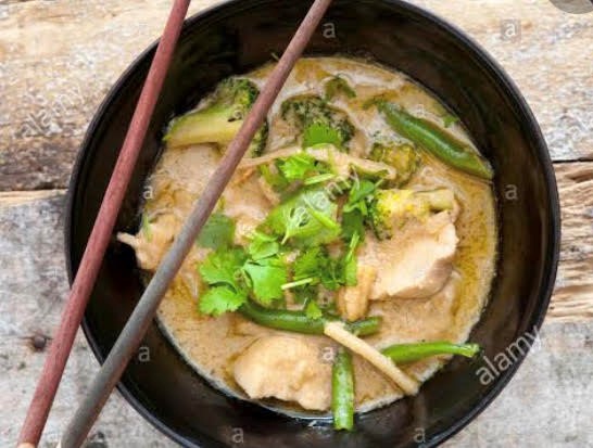 アジアンダイニング トルシー グリーンカレーフォー