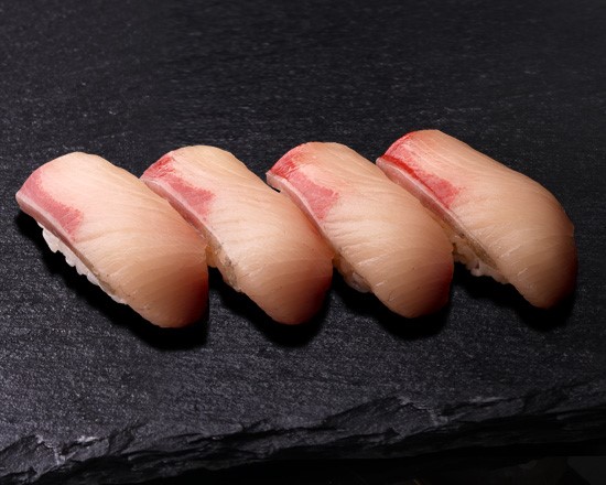 ちよだ鮨 季節の白身(4貫)