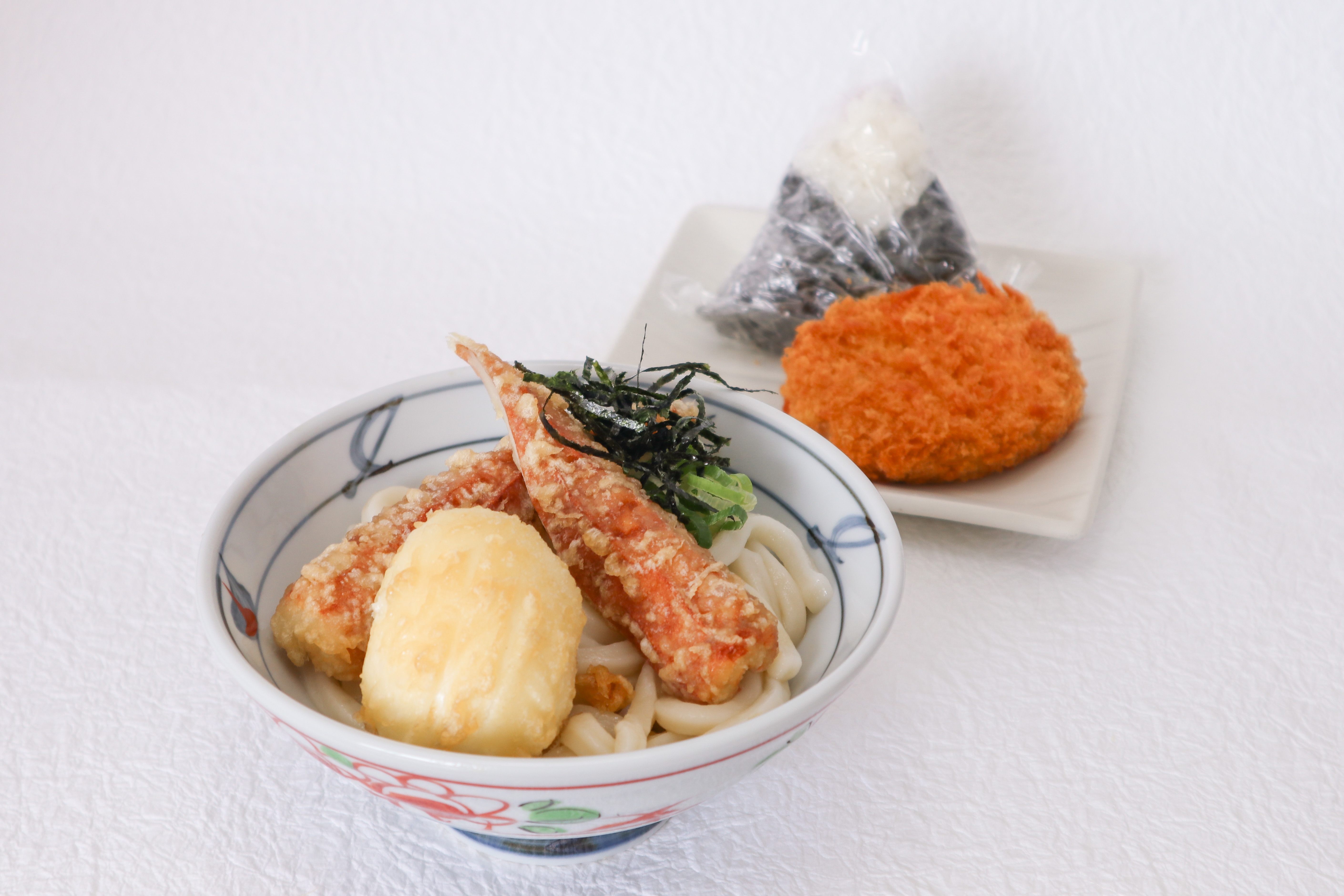 金比羅製麺 ちく玉天うどん弁当(並)