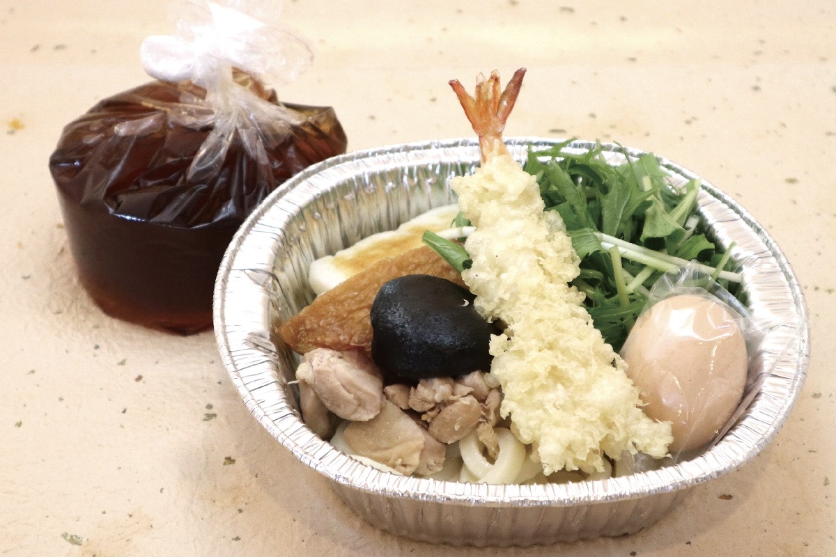 金比羅製麺 鍋焼きうどん(並)