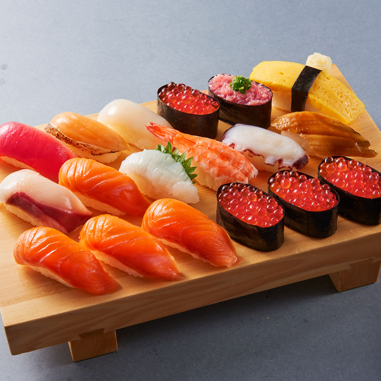 茶月 【茶月】サーモン＆いくらメガ盛