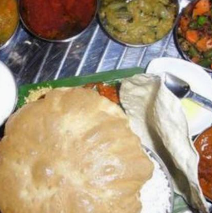 ニルワナム South Indian Thali南インドのターリー