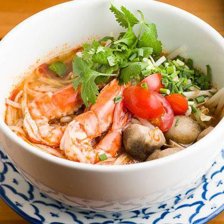 オリエンタルデリ トムヤムラーメン