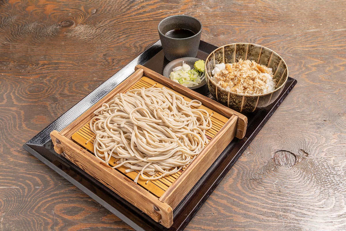 十割蕎麦嵯峨谷 アジご飯ともりそばのセット