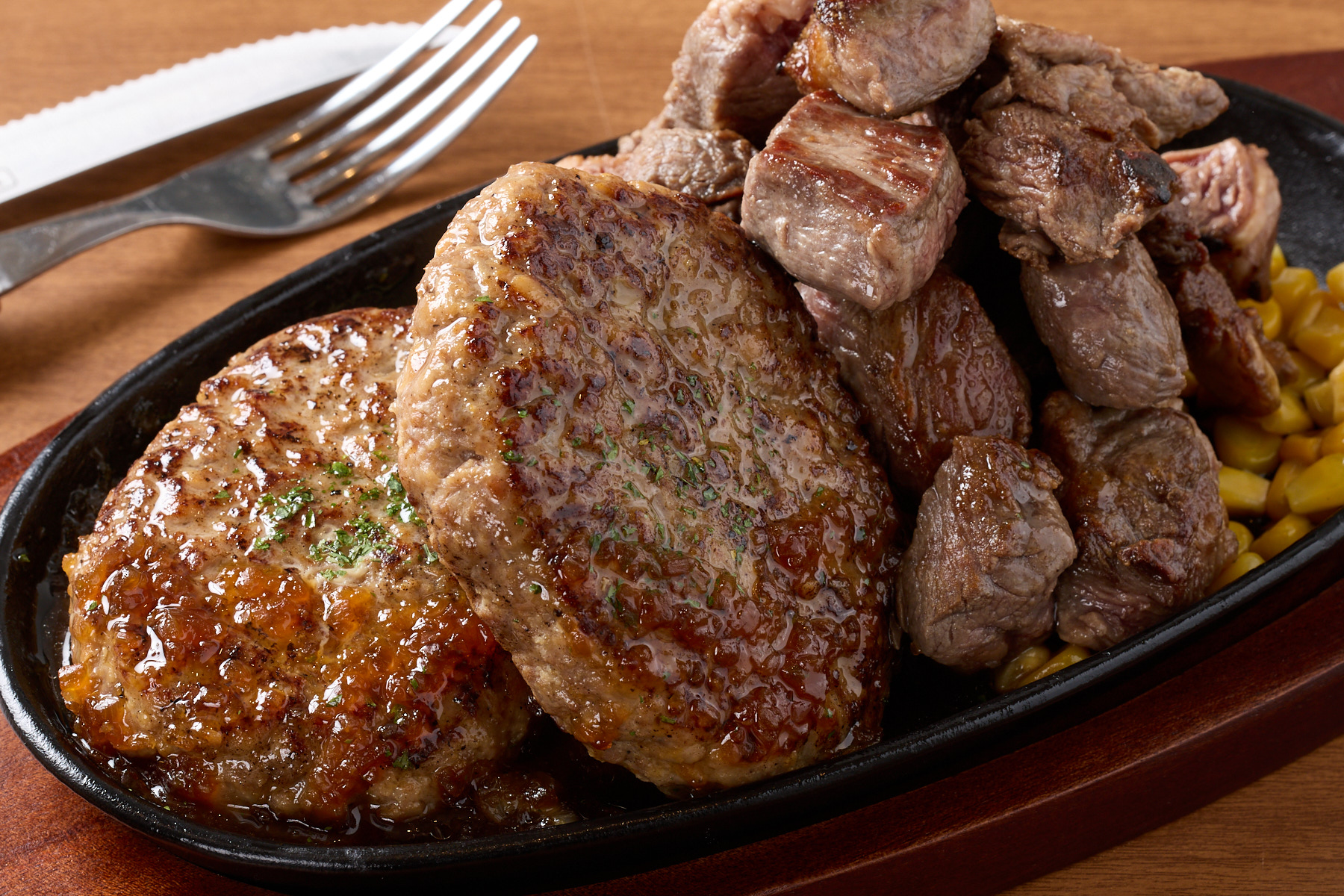 肉屋のハンバーグとガーリックライス 【総量800g超え】ダブルステーキ＆ダブルハンバーグBOX Double Steak ＆ Hamburg