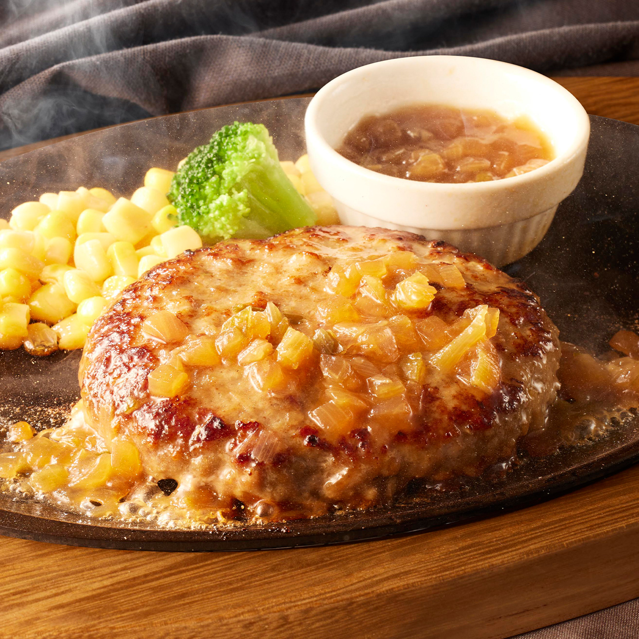 ココス 【147】ココスのハンバーグ ジャポネギソース