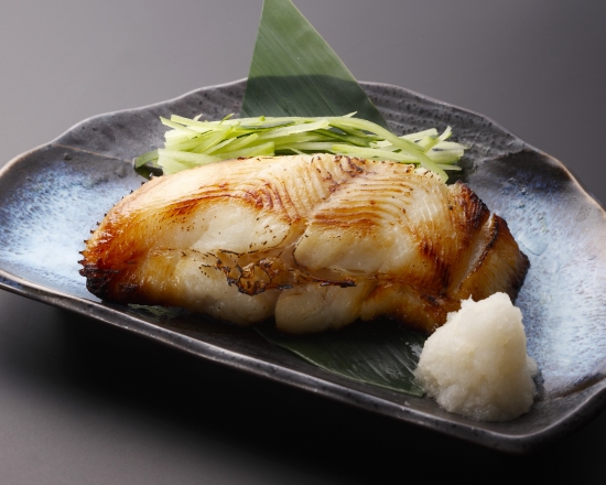 板前寿司 肉厚カレイの西京焼きFlounder With Saikyo Soybean Paste