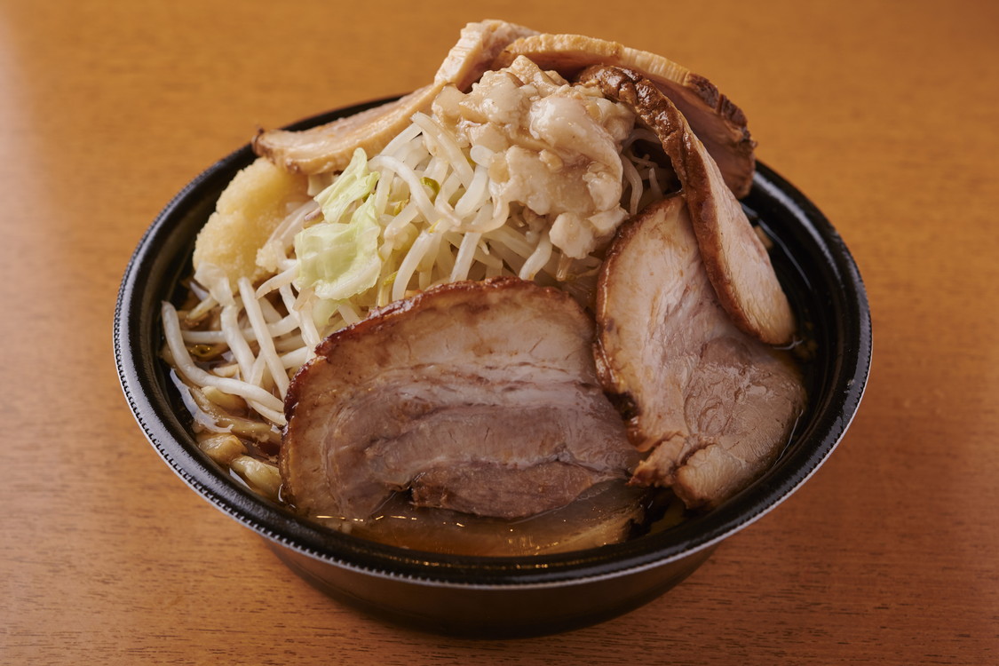 豚ラーメン すぎ田 ③すぎ田特製 豚マシラーメン(5枚)二郎インスパイア系 Special Pork Ramen,5 Roasted Porks