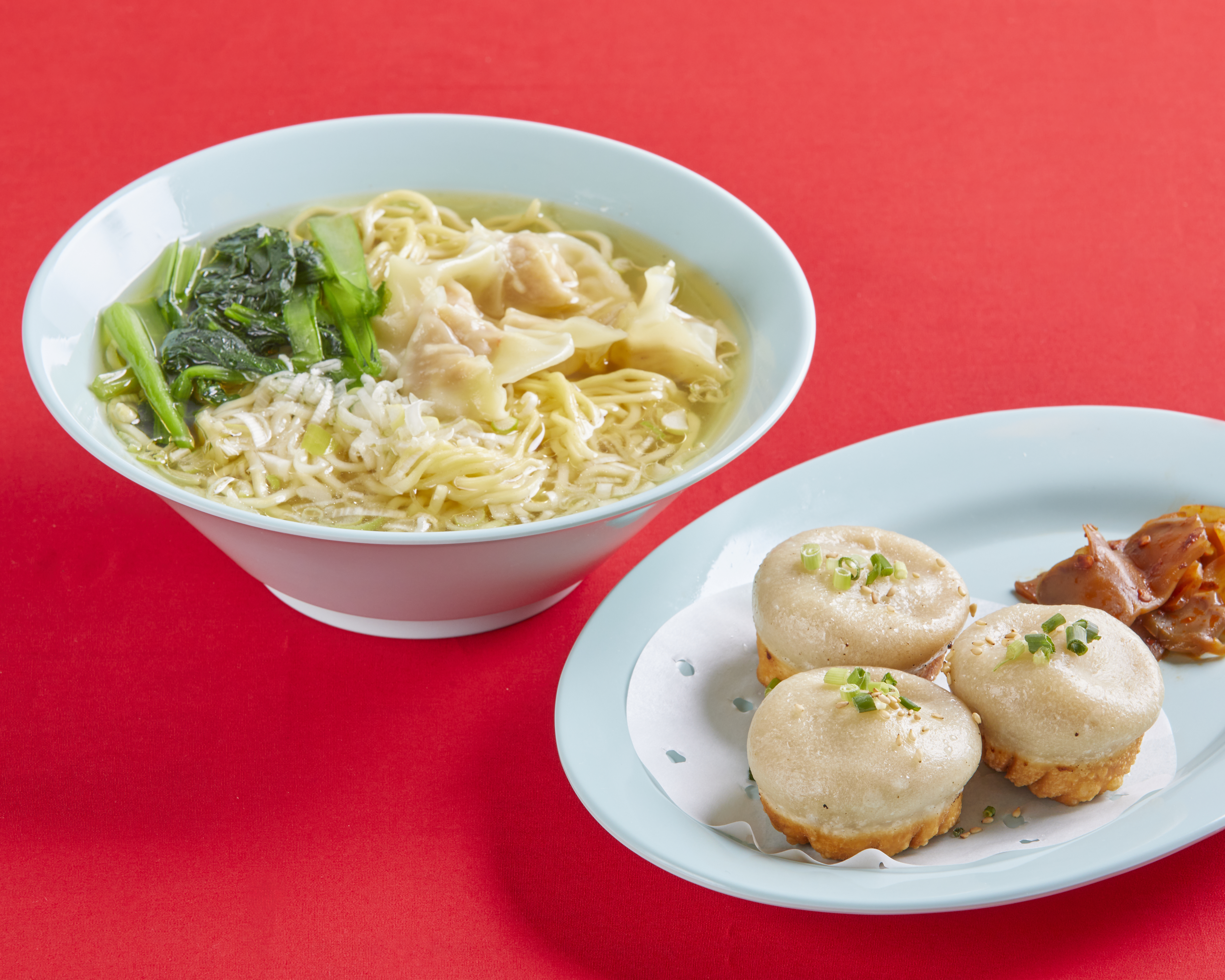 ダパイダン105 小龍包(3個)+雲呑麺(ワンタン麺)